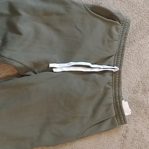 Joggers - Picture 2 of 2